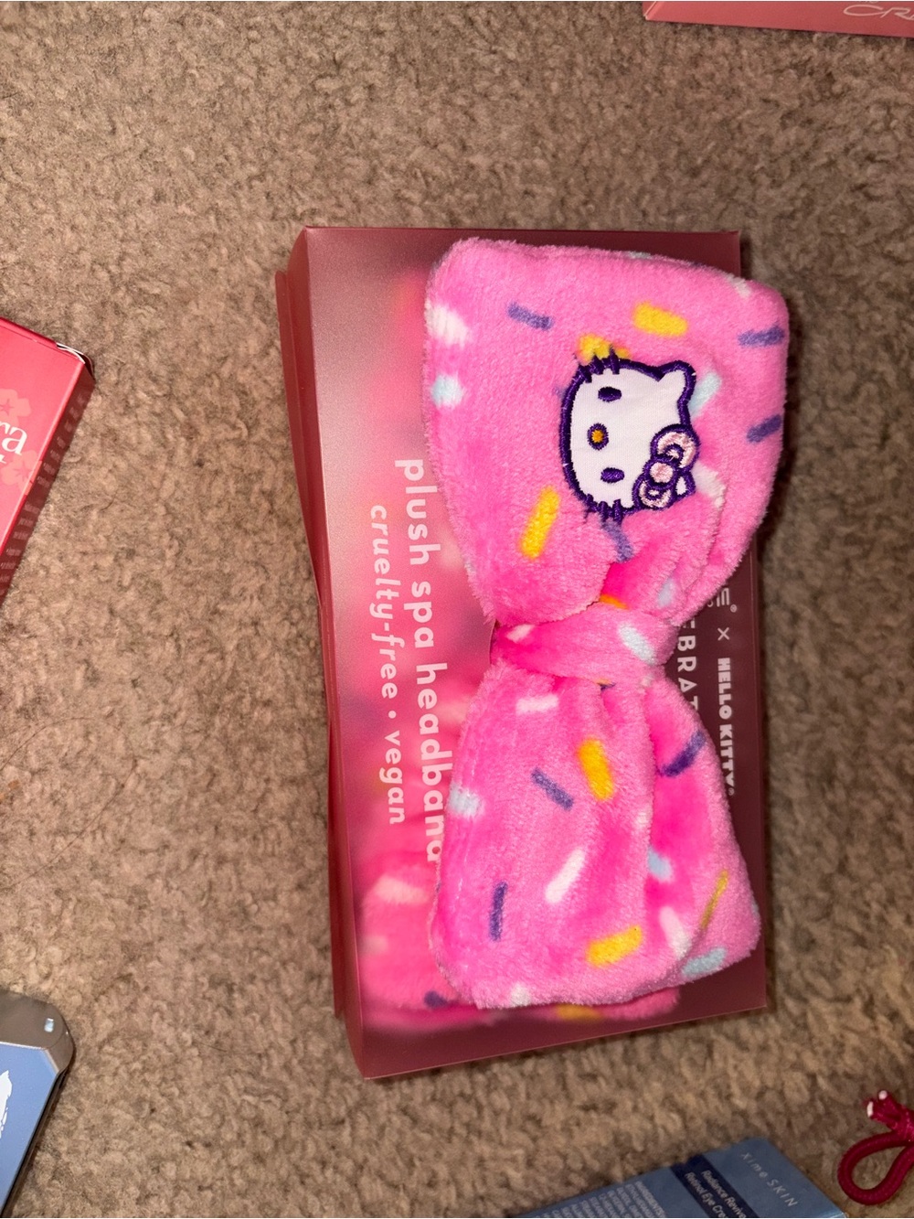 Hello Kitty Wash head band, face washing set accessories, and 6 face masks